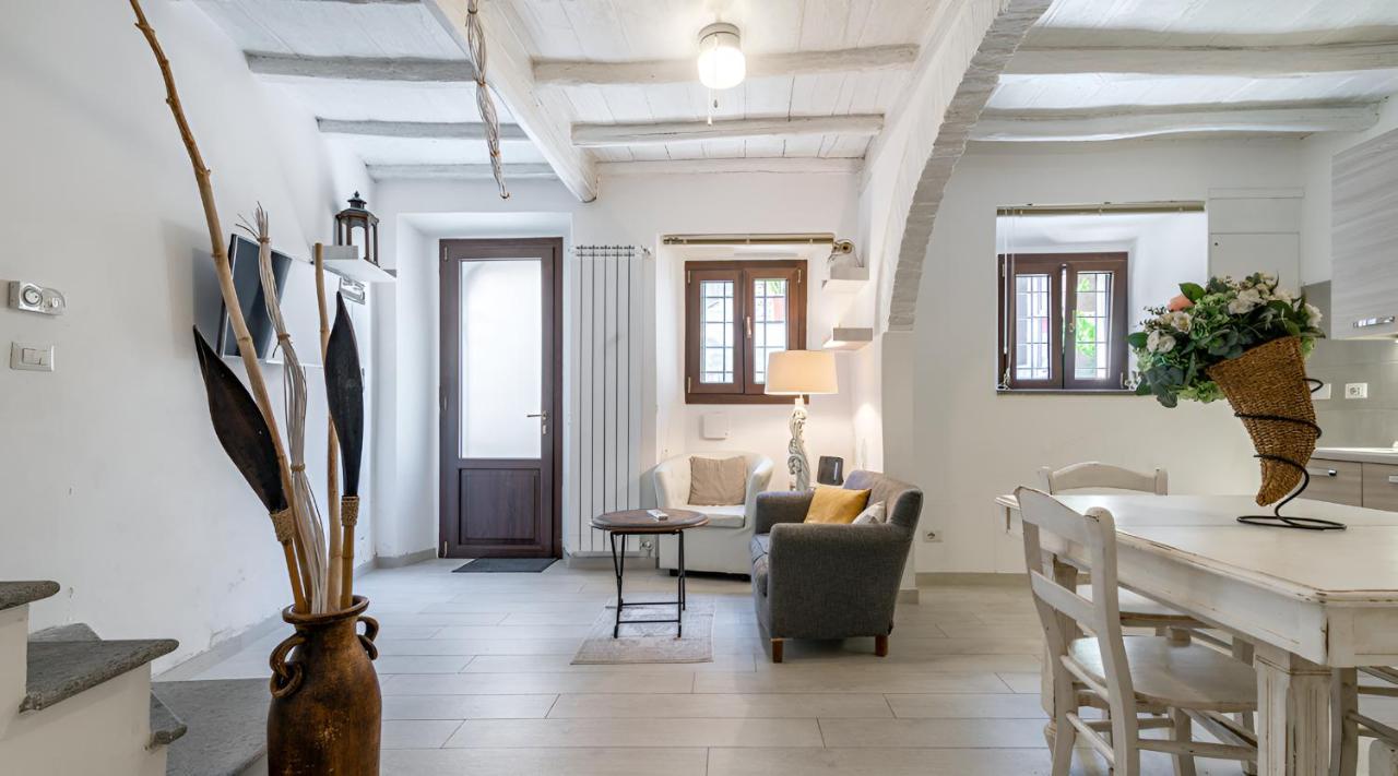 Eleganza In Centro Sul Lago - Anguillara Sabazia Bagian luar foto